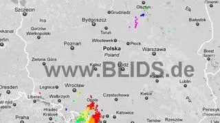 Wyładowania atmosferyczne między godz. 10 a 12 / blids.de