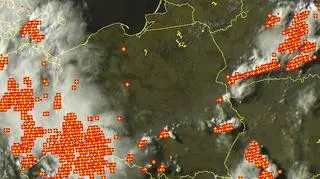 Wyładowania atmosferyczne na terenie Polski o godz. 18.00
