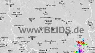 Wyładowania atmosferyczne na terenie Polski w godz. 17.30 - 19.30