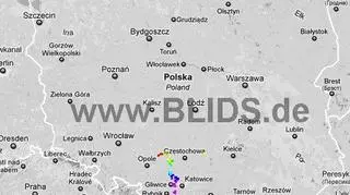 Wyładowania atmosferyczne na terenie Polski w godz. 17.45 - 19.45 (blids.de)