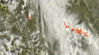 Wyładowania atmosferyczne nad Polską oznaczono plusami