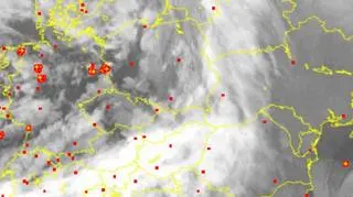 Wyładowania atmosferyczne nad Polską oznaczono plusami