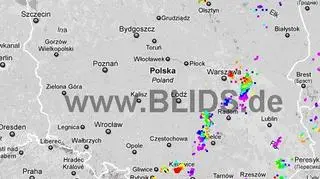 Wyładowania atmosferyczne nad Polską w godz. 16.15 - 18.15