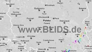 Wyładowania atmosferyczne nad Polską z godziny 5.30--7.30