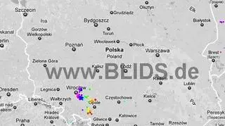 Wyładowania atmosferyczne w Polsc e stan na godz. 18.30 - 20.30