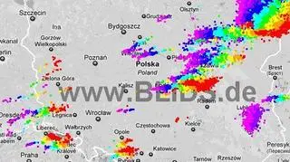 Wyładowania atmosferyczne w Polsce z godz. 19-21