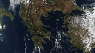 Z pokładu satelity Aqua NASA zrobiono zdjęcie zimowego dnia na południ Europy (MODIS)