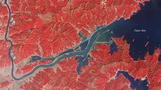 Zatoka Oppa trzy dni po trzęsieniu (NASA)