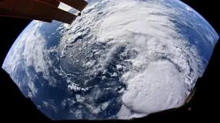 Zdjęcie satelitarne burzy tropikalnej Barry (NASA)