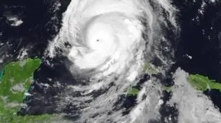 Zdjęcie satelitarne Irmy (Eumetsat)