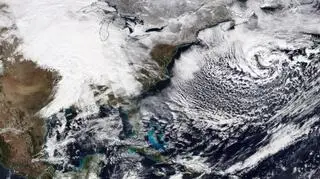 Zdjęcie satelitarne nad Stanami Zjednoczonymi z 30 stycznia (worldview
