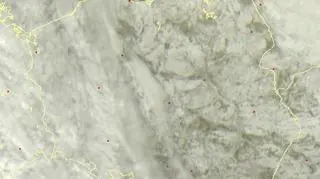 Zdjęcie satelitarne obszaru Polski z 23 stycznia 2016