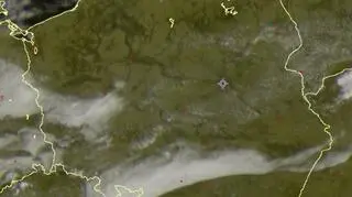Zdjęcie satelitarne z godziny 9