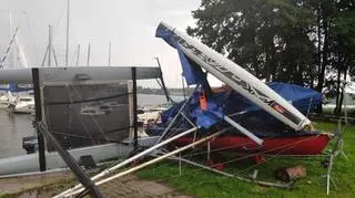 Zniszczenia po burzy w Olsztynie (Arkadiusz/Kontakt 24)