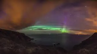 Zorza polarna nad hrabstwem Donegal w Irlandii - Kontakt Meteo/Patryk Sadowski