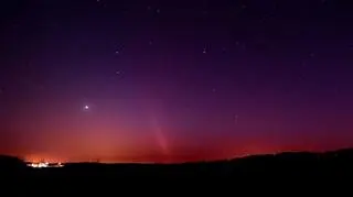 Zorza polarna widziana w okolicach Wrocławia (fot. Cezary Sienkiewicz)