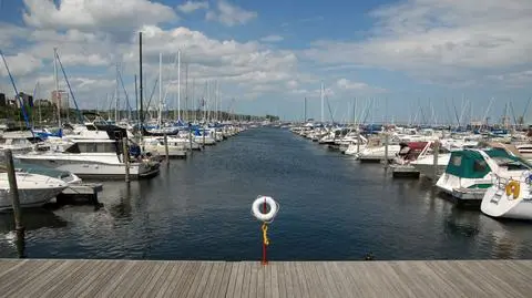 Słońce uśmiechnie się do żeglarzy, ale tylko na chwilę