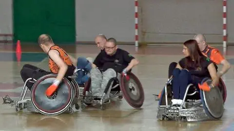Rugby na wózkach pozwala niepełnosprawnym dbać o formę