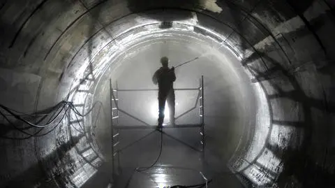 Wielki Zderzacz Hadronów to największy na  świecie akcelerator cząstek