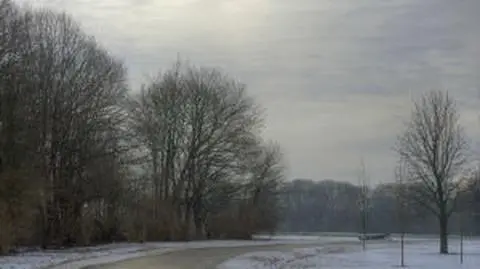 Na południowym wschodzie spadnie śnieg z deszczem