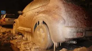 Chrysler na warszawskiej Pradze