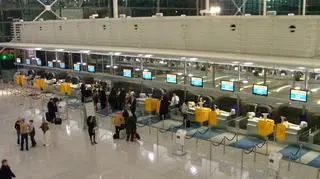 Stanowiska check-in na lotnisku