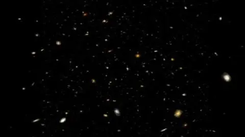 Ultragłębokie Pole Hubble'a pozawala nam zajrzeć w rejony kosmosu odległe o 13 mld lat