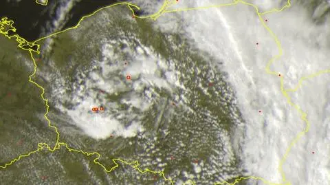 Wyładowania atmosferyczne nad Polską
