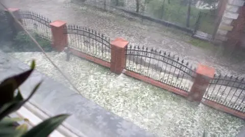 Aktualnie czytasz: Burze słabną, ale to jeszcze nie koniec