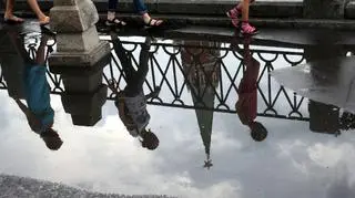 Moskwa wraca do normalności po niedzielnej burzy