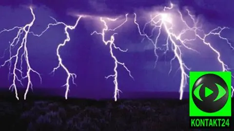 Nocny festiwal piorunów