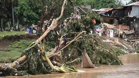Powódź na Filipinach zbiera śmiertelne żniwo