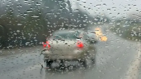 Ślisko na drogach całej Polski