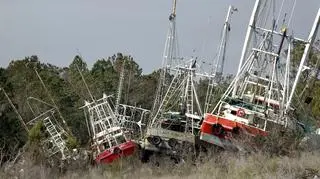 Huragan Katrina zniósł na ląd tysiące łodzi