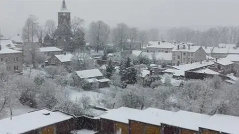 "Znowu przywitał nas śnieg". Zimowa aura nie odpuszcza