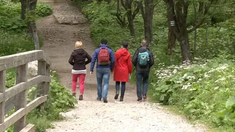 W Tatrach na części szlaków lód i płaty śniegu. Zachowajcie ostrożność