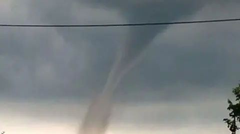 Trąba powietrzna w powiecie lipskim