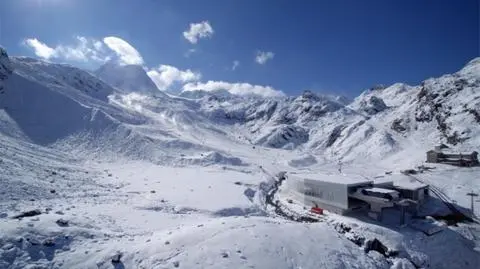 Zobacz jaka zima jest teraz w Alpach