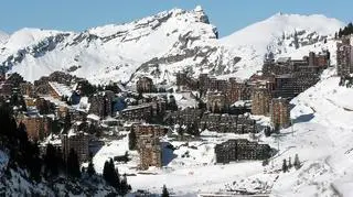 Dwaj chłopcy spadli z urwiska w Avoriaz