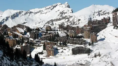 Bracia spadli z urwiska w Alpach. Dwunastolatek nie żyje