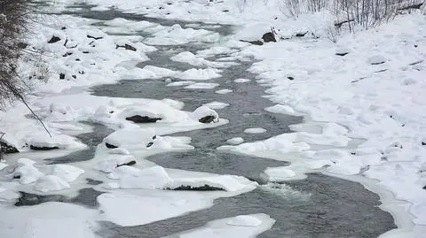 Na południu topnieje pokrywa śnieżna