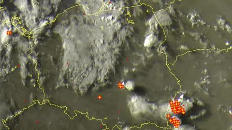 Burze słabną i opuszczają nasz kraj. Synoptycy ostrzegają: mogą wrócić