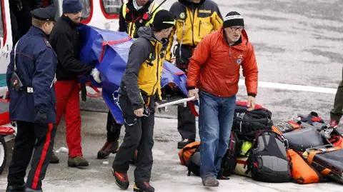 Para alpinistów nie żyje. Pogoda uniemożliwiła akcję ratunkową
