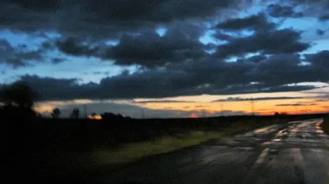 Idzie weekend. Uwaga na "mikrocieki w koleinach"