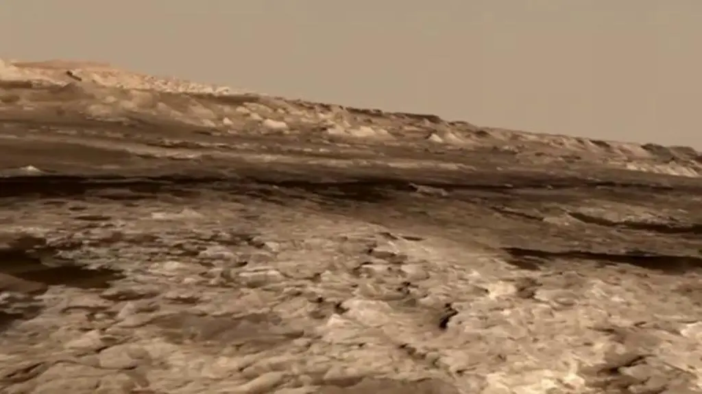 Curiosity dotrał do celu swojej misji