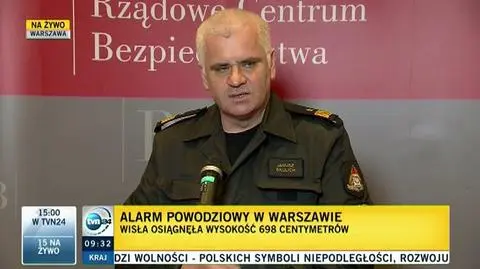 Czoło fali przetacza sie na północ