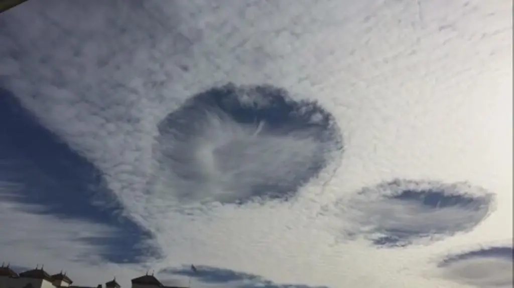 Fallstreak hole czyli chmura "dziurkacz"
