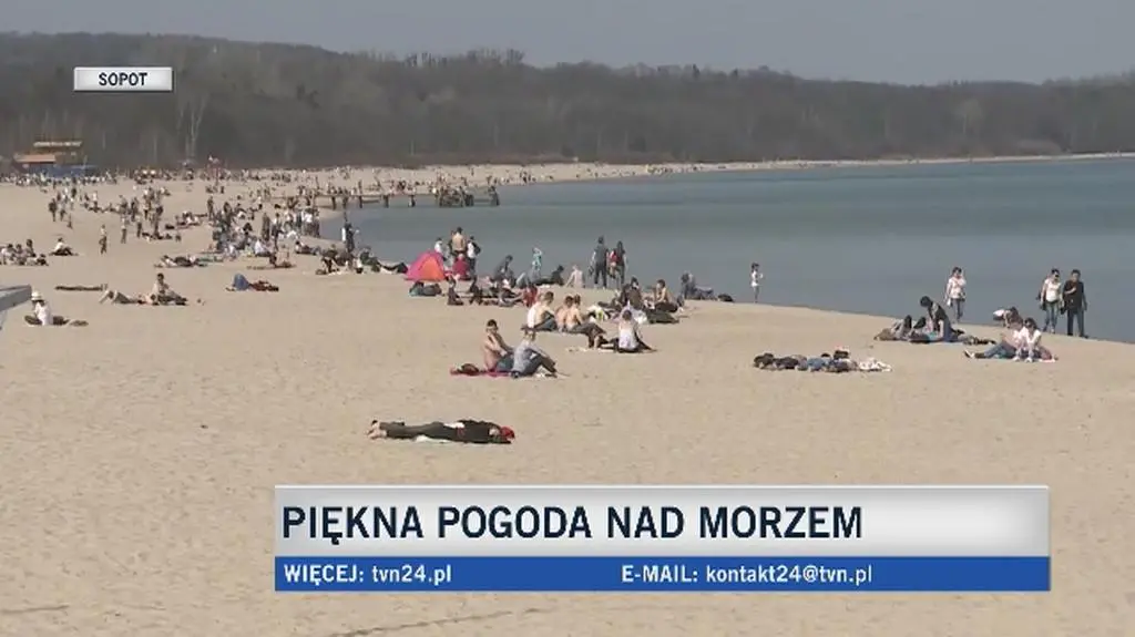 Piękna pogoda nad morzem