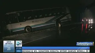 Pod Strzelcami Opolskimi wiatr przewrócił autobus