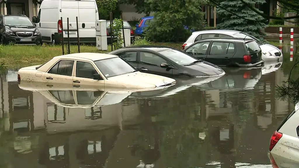 Samochody pod wodą w Szczecinie